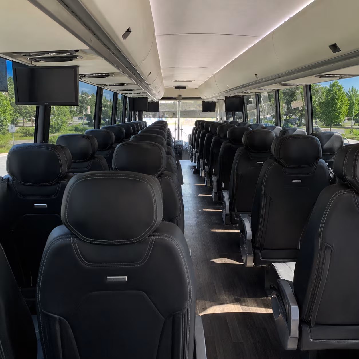 charter buses to the dallas museum of art and the perot museum for grand prairie schools