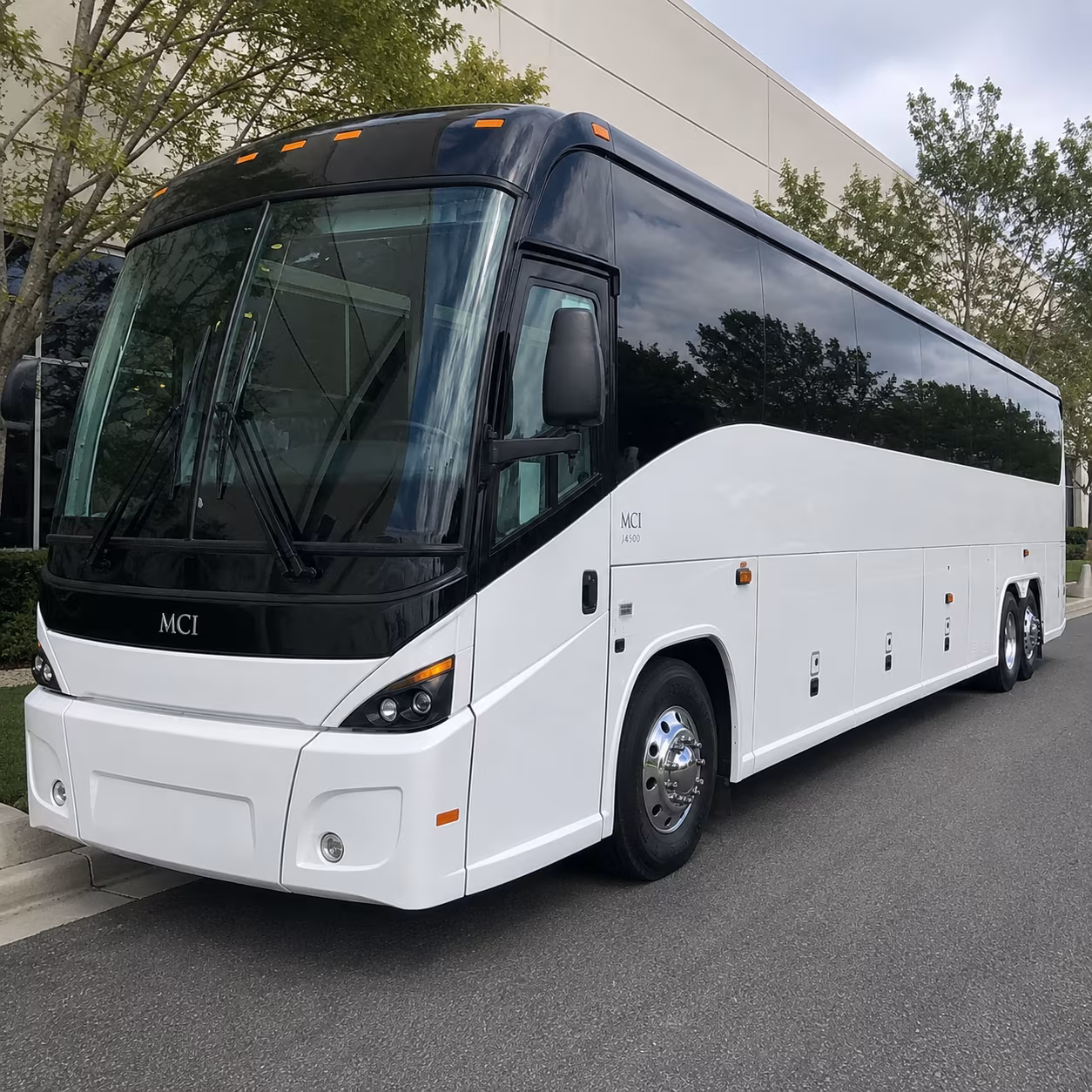 early morning and late night airport shuttles when your flight demands it